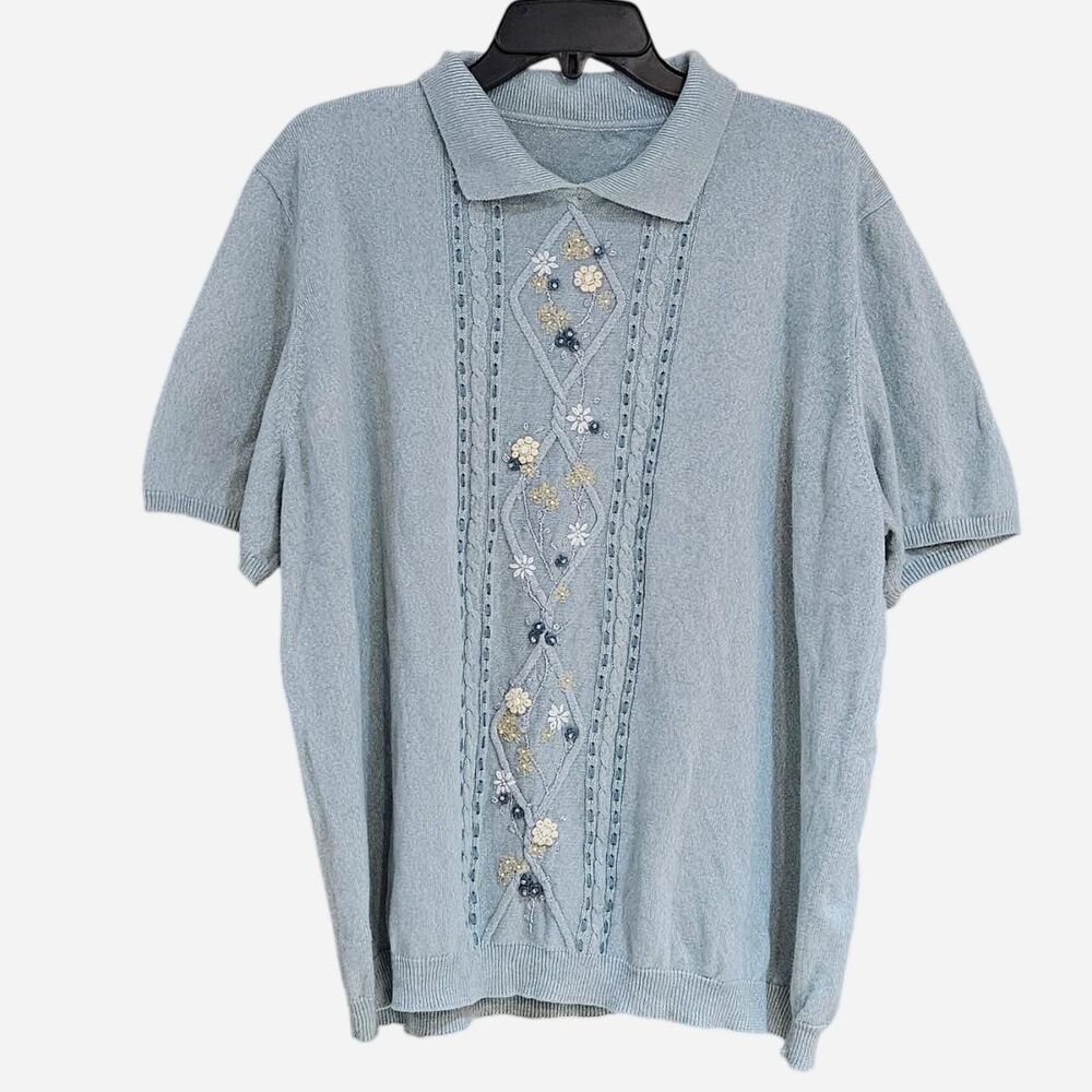90s cottagecore grandmacore light blue embroidered sweater